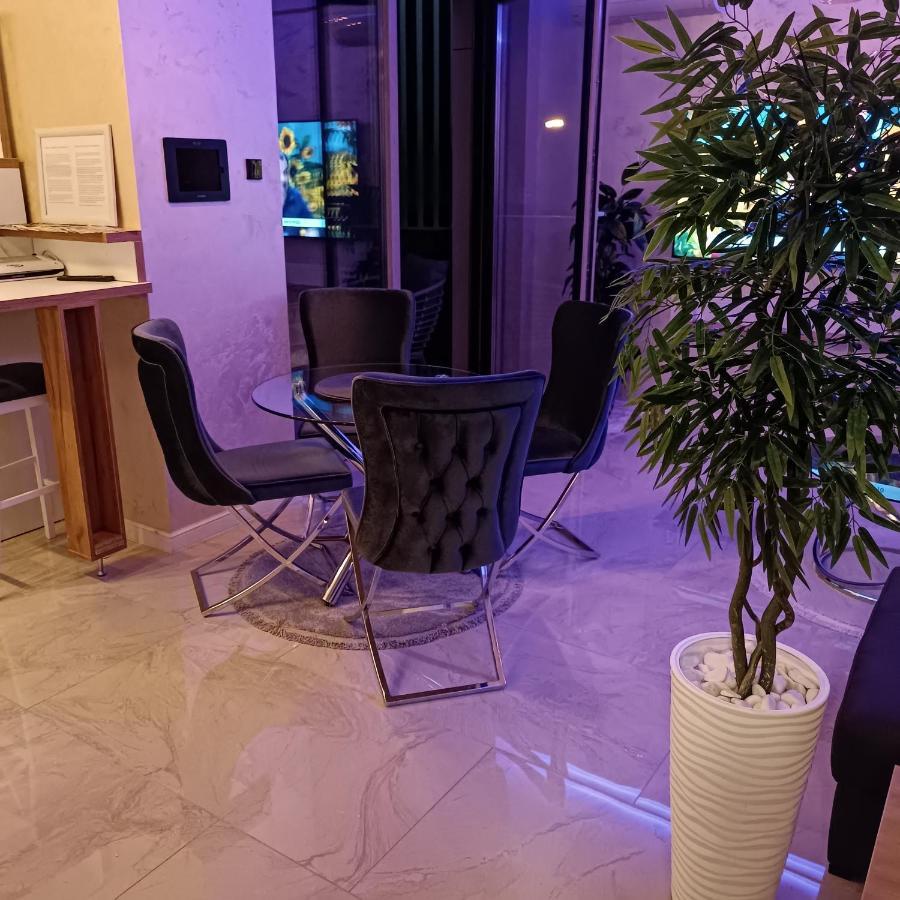 Rb Apartment 3 Lux Smart House Subotica Esterno foto