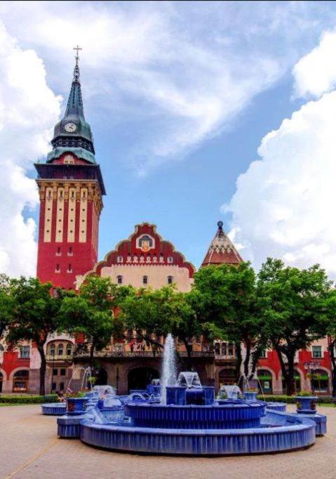Rb Apartment 3 Lux Smart House Subotica Esterno foto