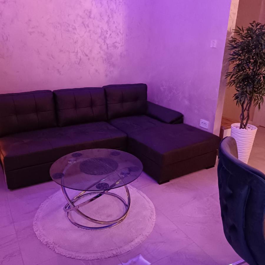 Rb Apartment 3 Lux Smart House Subotica Esterno foto
