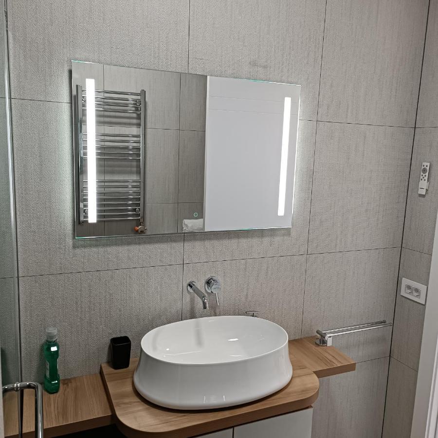 Rb Apartment 3 Lux Smart House Subotica Esterno foto
