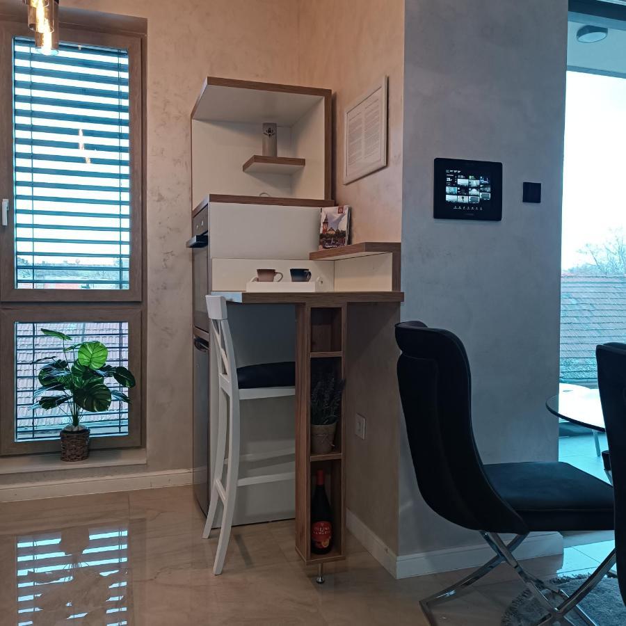 Rb Apartment 3 Lux Smart House Subotica Esterno foto
